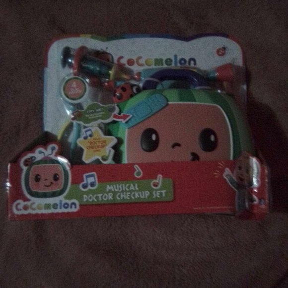 Cocomelon Official Musical Checkup Case - Picture 3 of 8